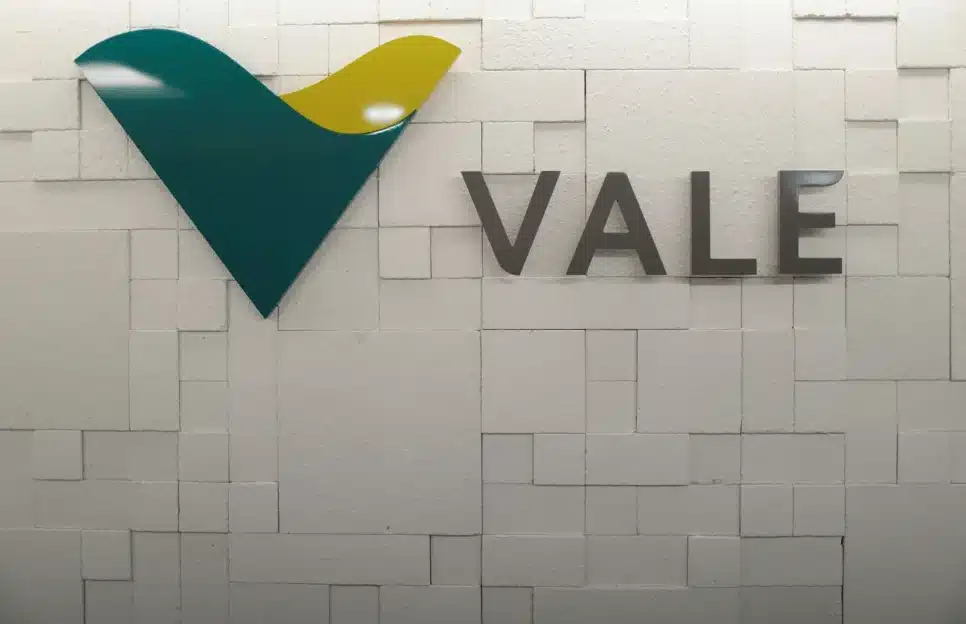 Logo da Vale em prédio no Rio de Janeiro
