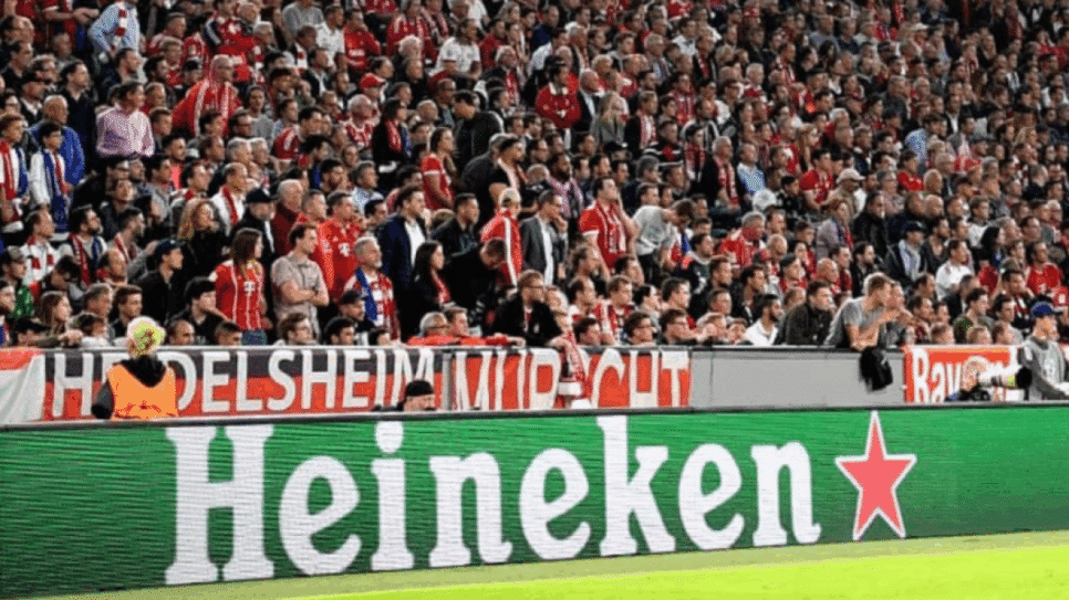 A Heineken confirmou, por meio de nota divulgada na 5ª feira (30.out.2025), que sua parceria com a Liga dos Campeões da Europa chegará ao fim em agosto de 2027, encerrando um ciclo de 30 anos de colaboração.