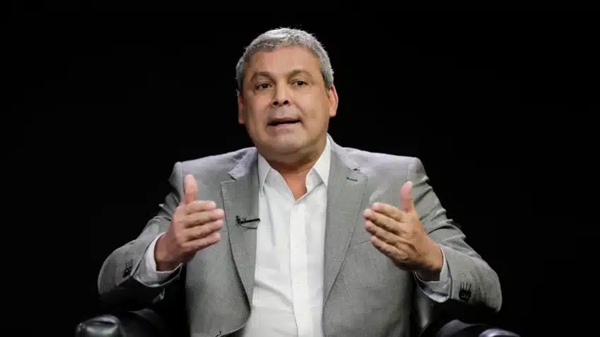 Lindbergh Farias em entrevista ao Poder360