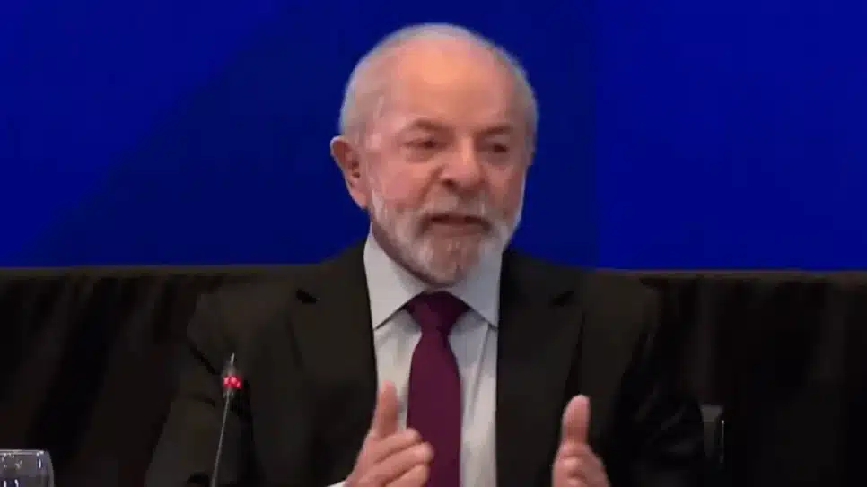 O presidente Lula participou da Cúpula Empresarial Brasil-Malásia em Kuala Lumpur neste domingo (26.out.2025)