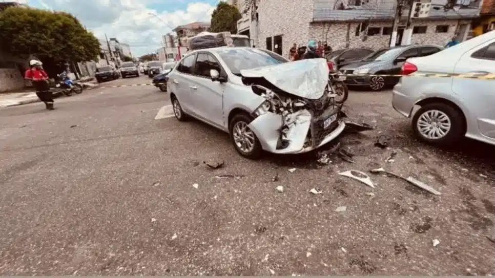 Acidente do lutador brasileiro Deiveson Figueiredo