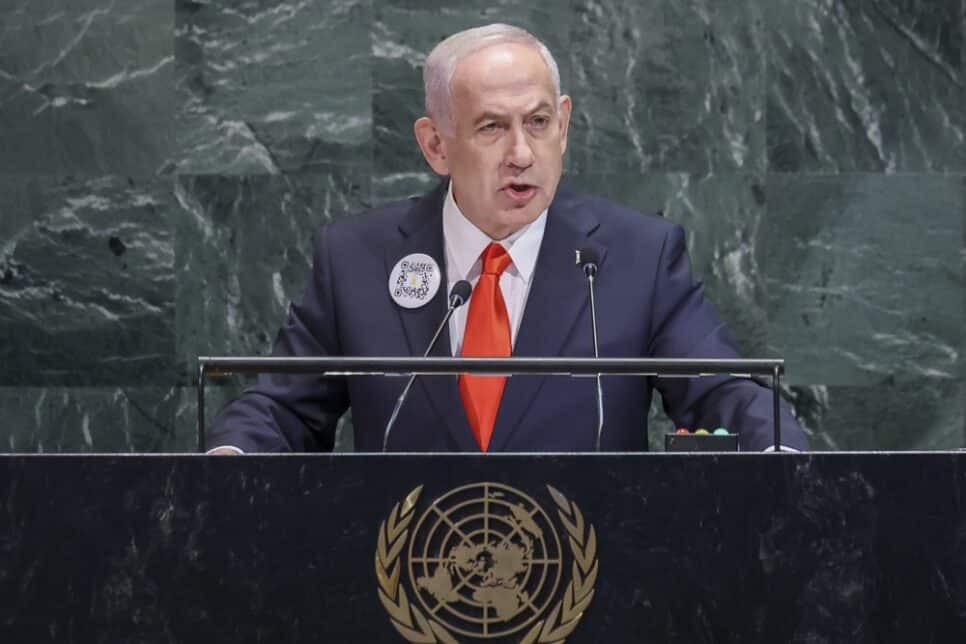 O primeiro-ministro de Israel, Benjamin Netanyahu, discursa durante o debate geral da 80ª sessão da Assembleia Geral das Nações Unidas na sede das Nações Unidas em Nova York, Nova York, EUA, em 26 de setembro de 2025. (Nova York) EFE/EPA/SARAH YENESEL