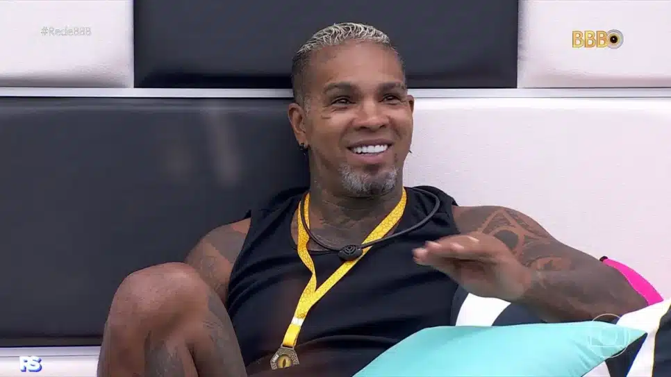Rodriguinho diz que no início jogava sozinho, mas que agora tem um grupo no BBB24