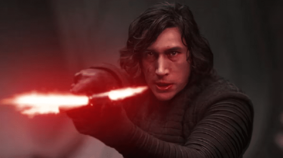 Adam Driver tentou desenvolver novo 'Star Wars' focado em seu personagem, Kylo Ren, com Steven Soderbergh, mas ideia foi barrada