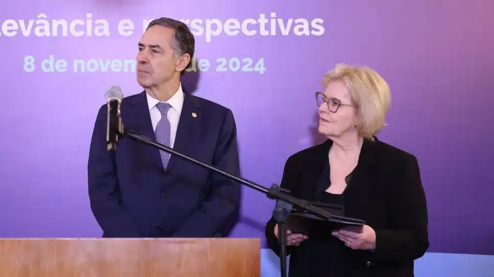 Luís Roberto Barroso e Rosa Weber no evento "O Tribunal Permanente de Revisão do Mercosul: relevância e perspectivas", em Brasília, 7 de novembro de 2024