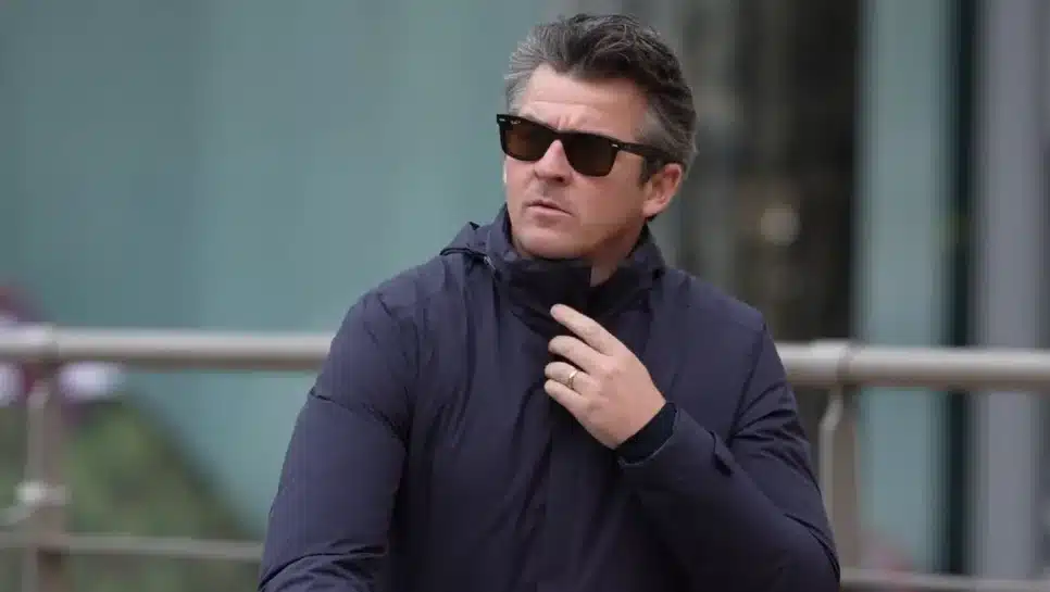 Joey Barton durante julgamento