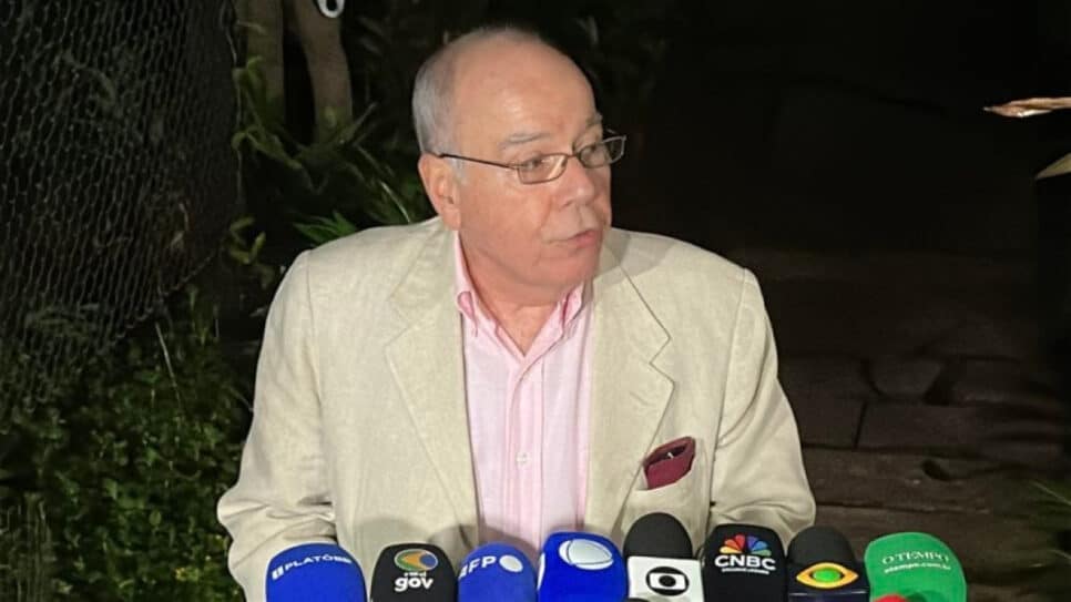 O chanceler Mauro Vieira conversou com jornalistas ao final das reuniões bilaterais do presidente Lula em Belém nesta 4ª feira (5.nov)