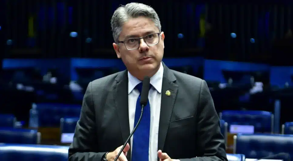 Alessandro Vieira (MDB-SE)