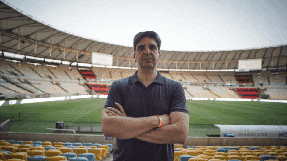 O empresário Ricardo Cadar, dono da Bepass, no Maracanã (Rio), um dos estádios onde sua companhia atua com biometria