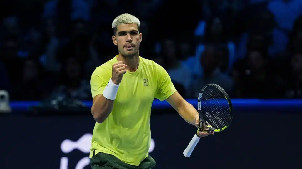 Carlos Alcaraz venceu Alex De Minaur na estreia do ATP Finals