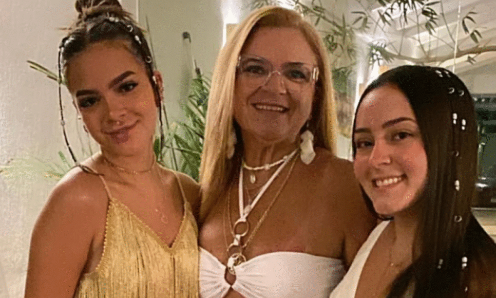 Mãe da atriz Mel Maia (à esquerda) e da dentista Yasmin Maia (à direita) morre no Rio de Janeiro, aos 53 anos