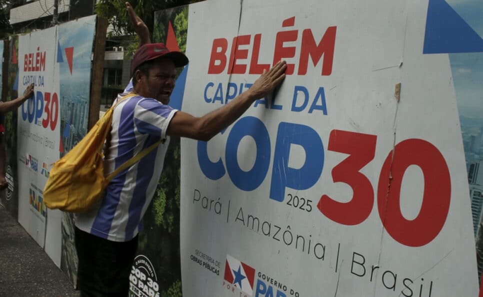 Trabalhadores da construção paralisam serviços em obras da COP30