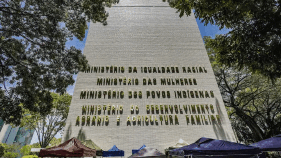 fachada do ministério em Brasília