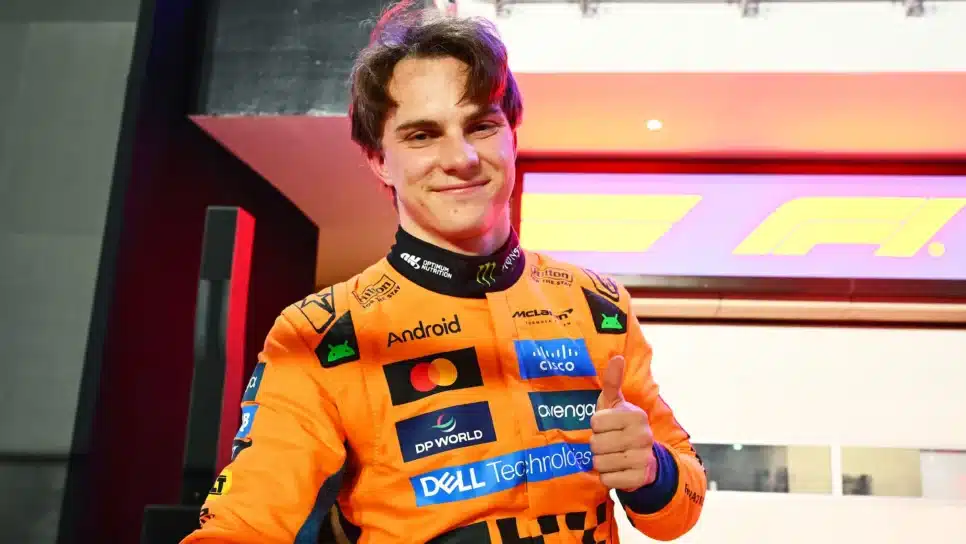 Oscar Piastri comemora vitória na corrida sprint do GP do Catar