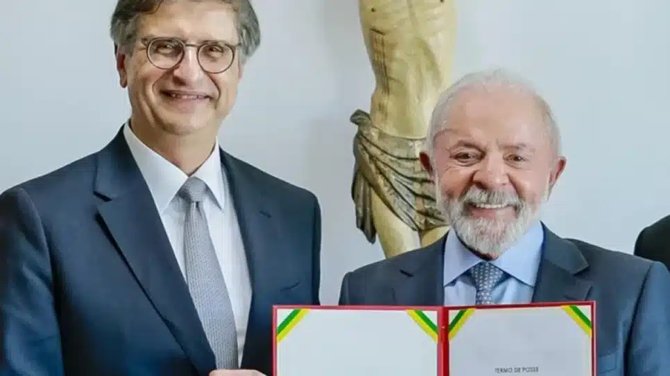 O presidente Luiz Inácio Lula da Silva durante a cerimônia de recondução de Paulo Gonet ao cargo de procurador-geral da República no Palácio do Planalto, em Brasília (DF), na 2ª feira (15.dez.2025)