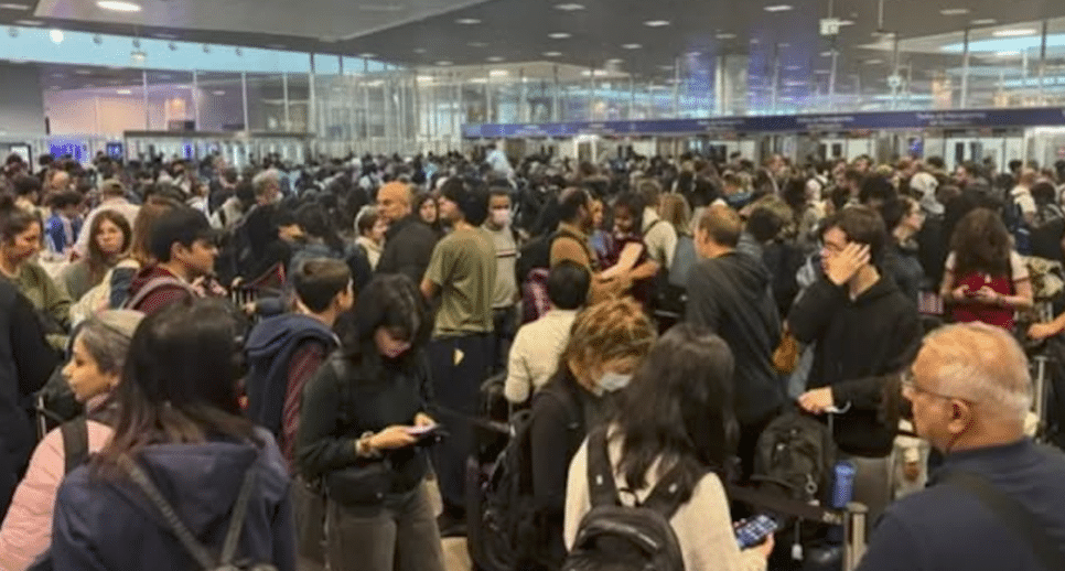 Aeroporto Humberto Delgado