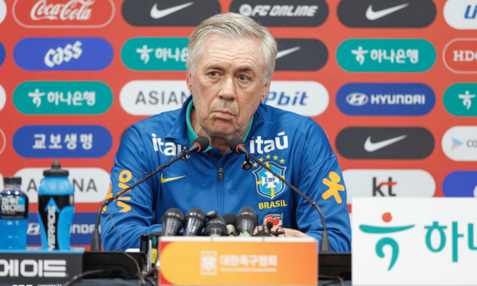 Carlo Ancelotti, durante entrevista coletiva na véspera do amistoso contra a Coreia do Sul, em Seul