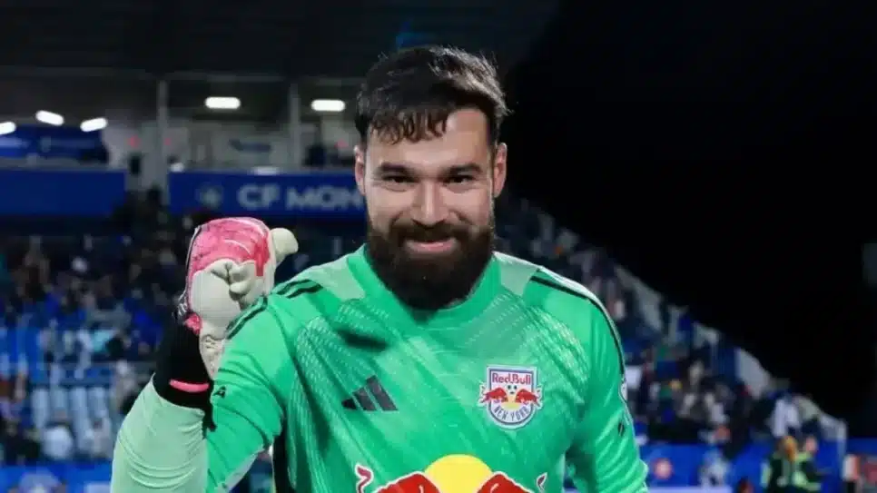 Carlos Coronel estava no New York Red Bulls, dos Estados Unidos, e chega sem custos ao São Paulo