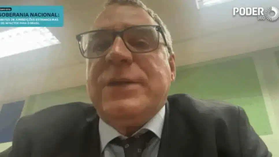 “O dano ambiental é transfronteiriço. O clima não tem fronteiras e limitarmos as litigâncias tornaria muito difícil a responsabilização”, disse Sarlet