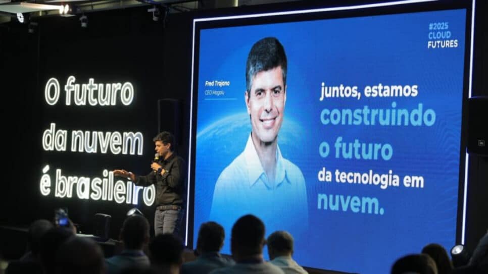 O CEO do grupo Magalu, Frederico Trajano, conduziu a abertura do evento “Cloud Futures 2025”, em São Paulo