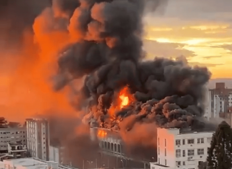 Incêndio no Colégio Marista Santa Maria, no Rio Grande do Sul