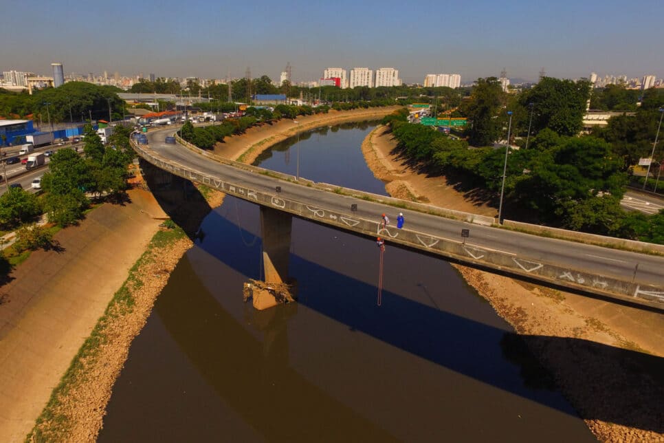 Viaduto Marginal do Rio Tietê para Rodovia Presidente Dutra
