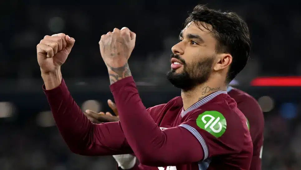 Paquetá comemora gol pelo West Ham