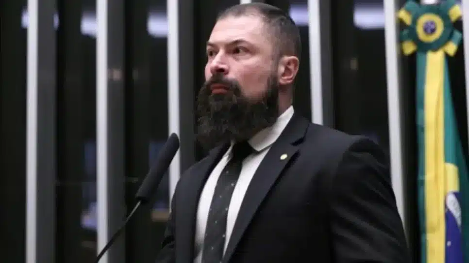Deputado Delegado Paulo Bilynskyj (PL-SP), da bancada da bala, propõe porte de arma para pessoas trans | Kayo Magalhães/Câmara dos Deputados