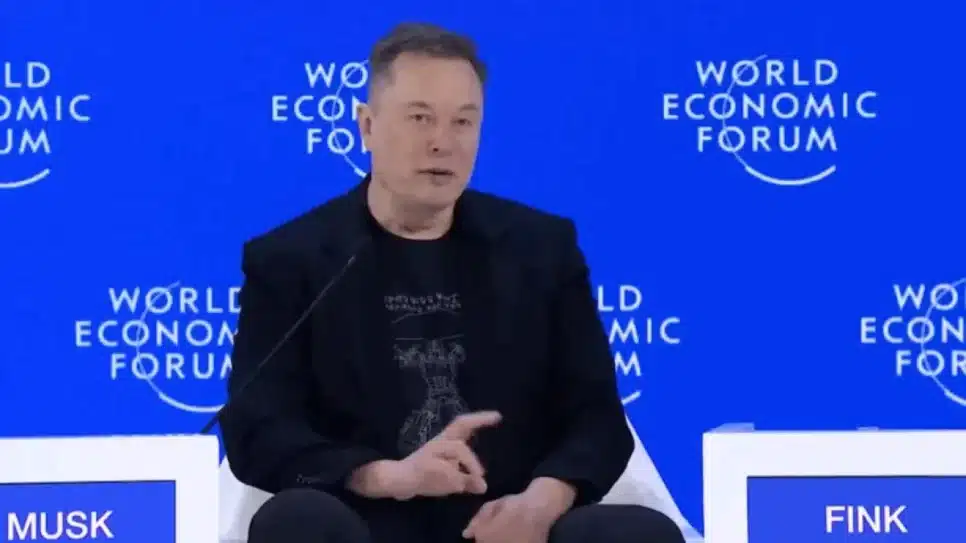 O empresário Elon Musk, de 54 anos, durante discurso no Fórum Econômico Mundial, em Davos, na Suíça