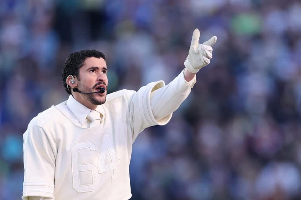 Bad Bunny em show do intervalo do Super Bowl