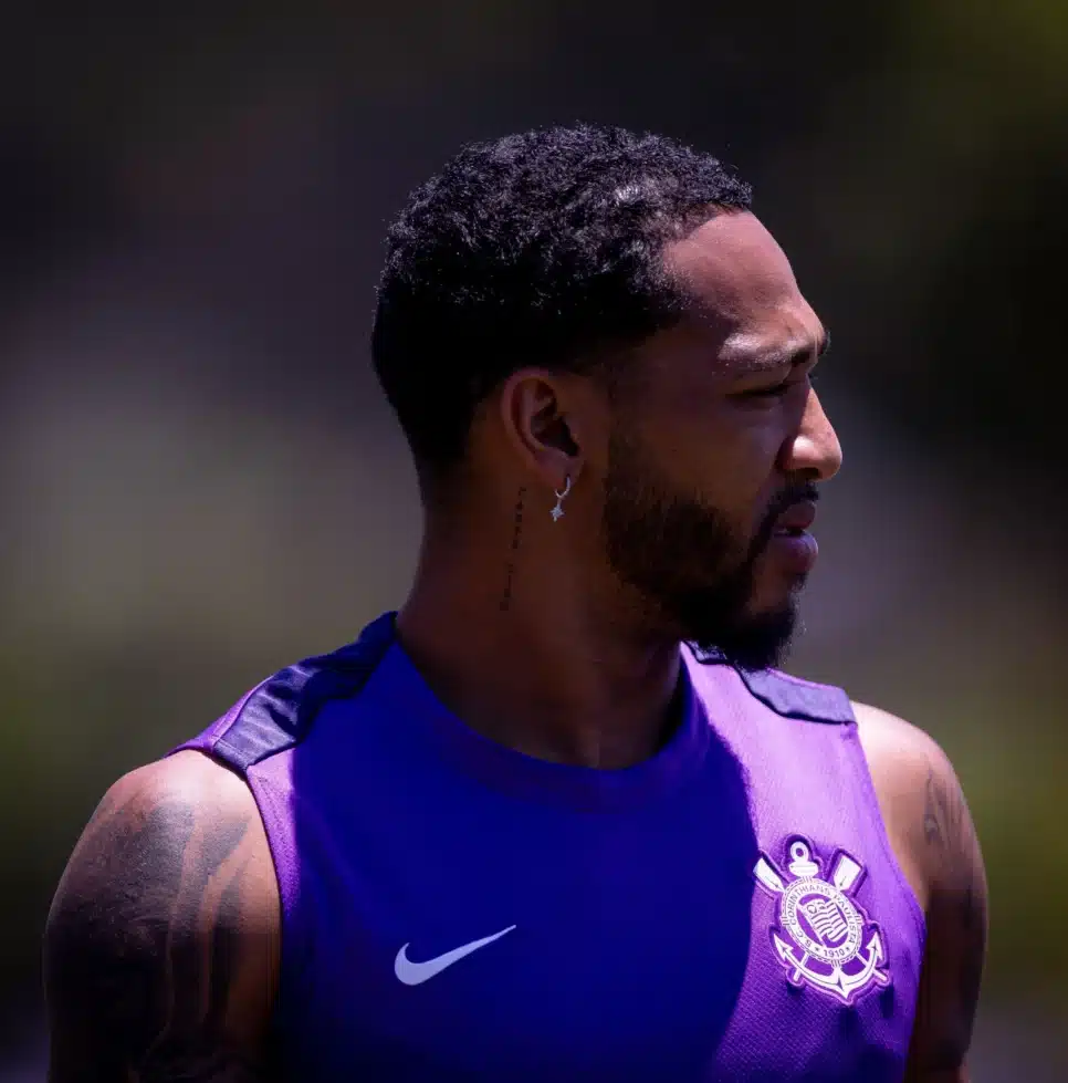 Martinez não joga mais pelo Corinthians