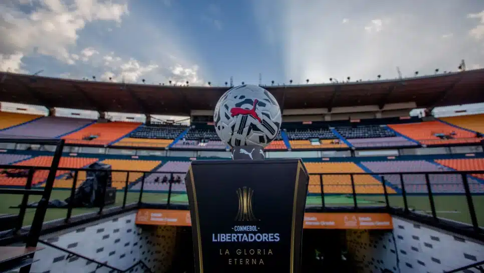 Estádio Atanasio Girardot antes de Águilas Doradas x Red Bull Bragantino