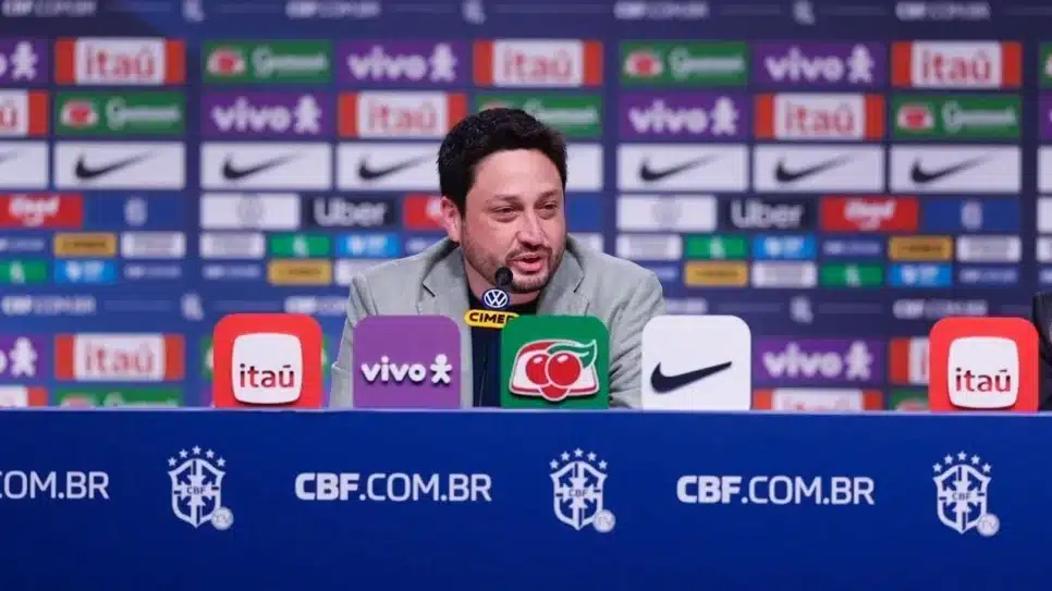 Arthur Elias anunciou a convocação da Seleção para os amistosos com Costa Rica, Venezuela e México