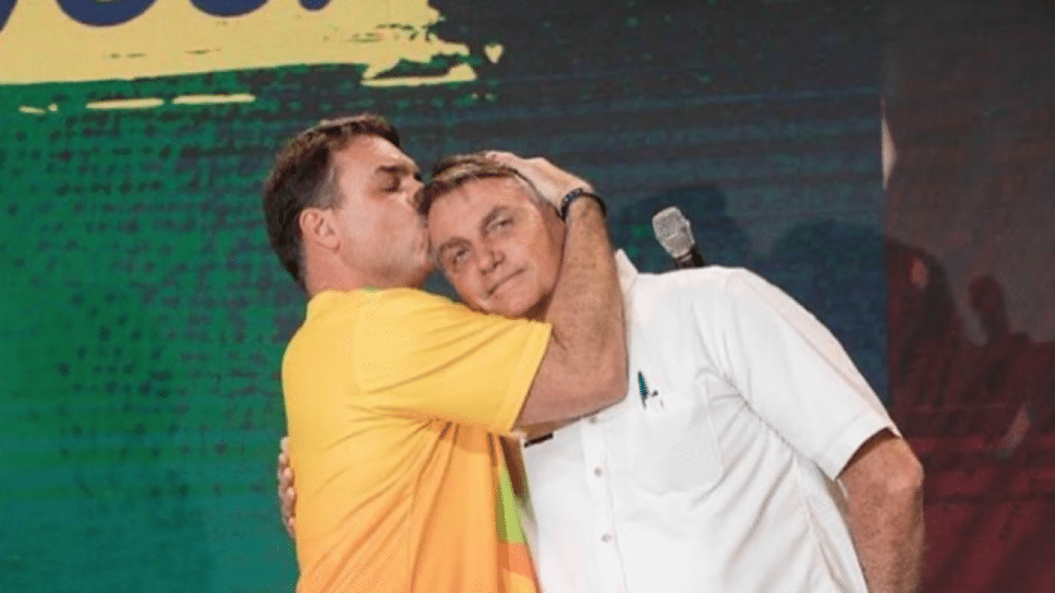 O ex-presidente Jair Bolsonaro foi esfaqueado durante a campanha presidencial de 2022
