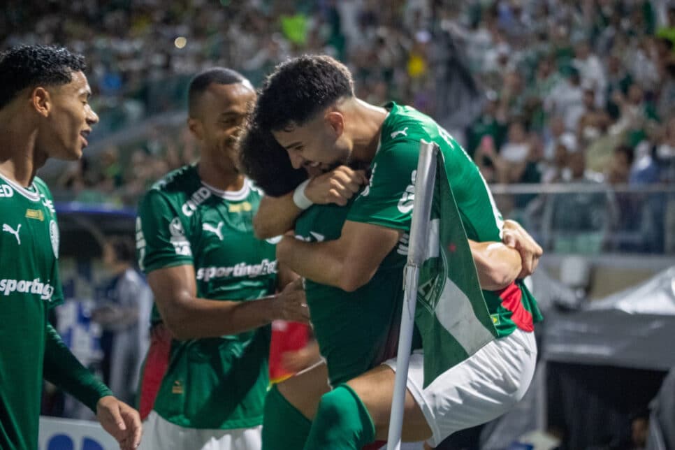 Palmeiras celebra gol que sacramentou vitória contra o Mirassol