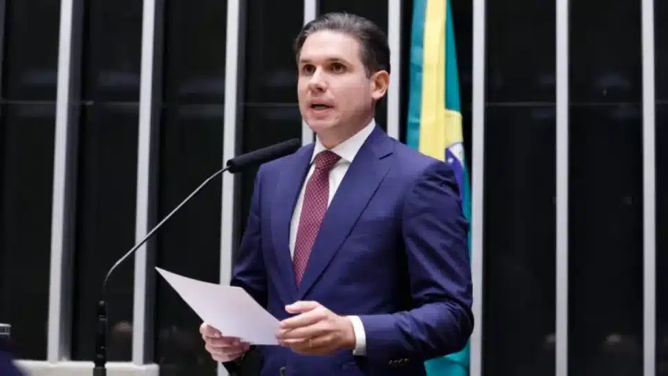 O presidente da Câmara dos Deputados, Hugo Motta, discursa na cerimônia de abertura do ano legislativo
