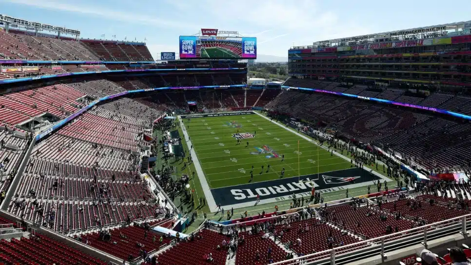 Levi's Stadium horas antes de Seahawks x Patriots pelo Super Bowl