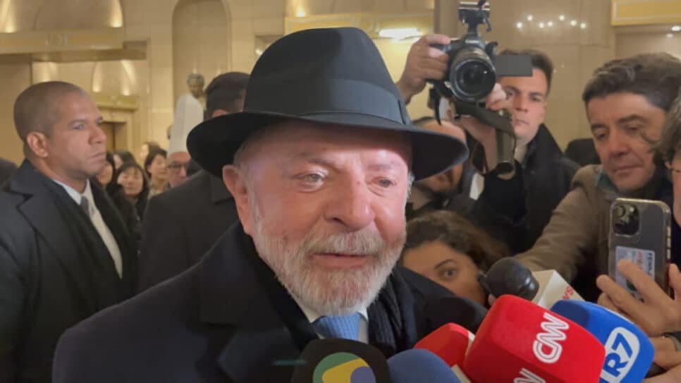 Lula disse a jornalistas que convidou o presidente sul-coreano a visitar o Brasil em julho ou agosto