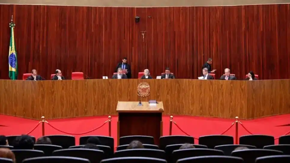 Sessão plenária do TSE