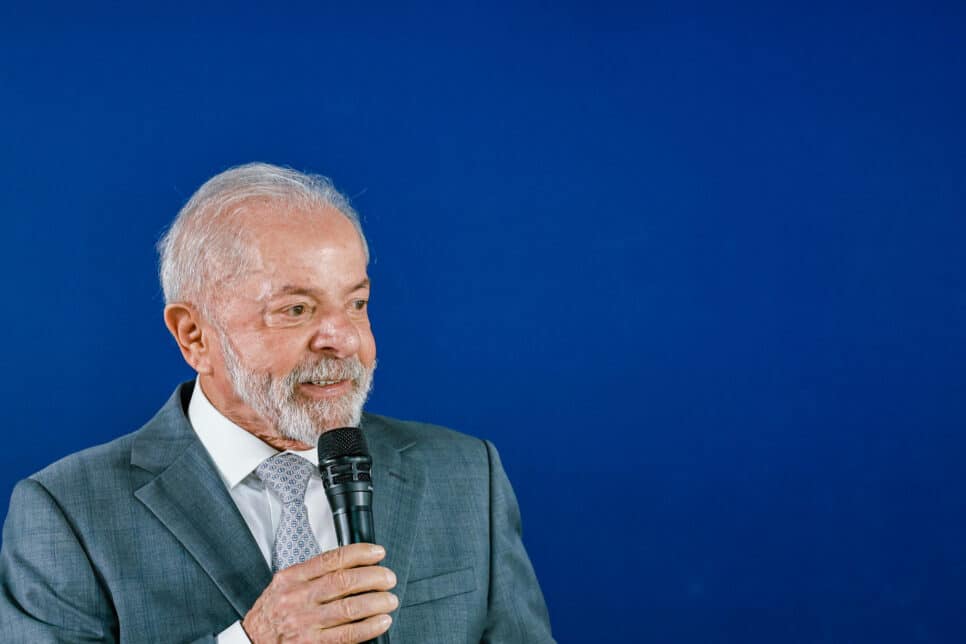 O presidente Lula durante reunião ministerial na Granja do Torto