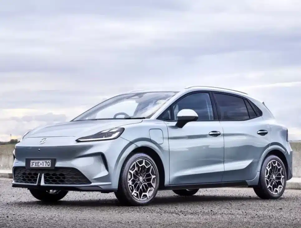 Novo MG4 Urban é confirmado para o Brasil