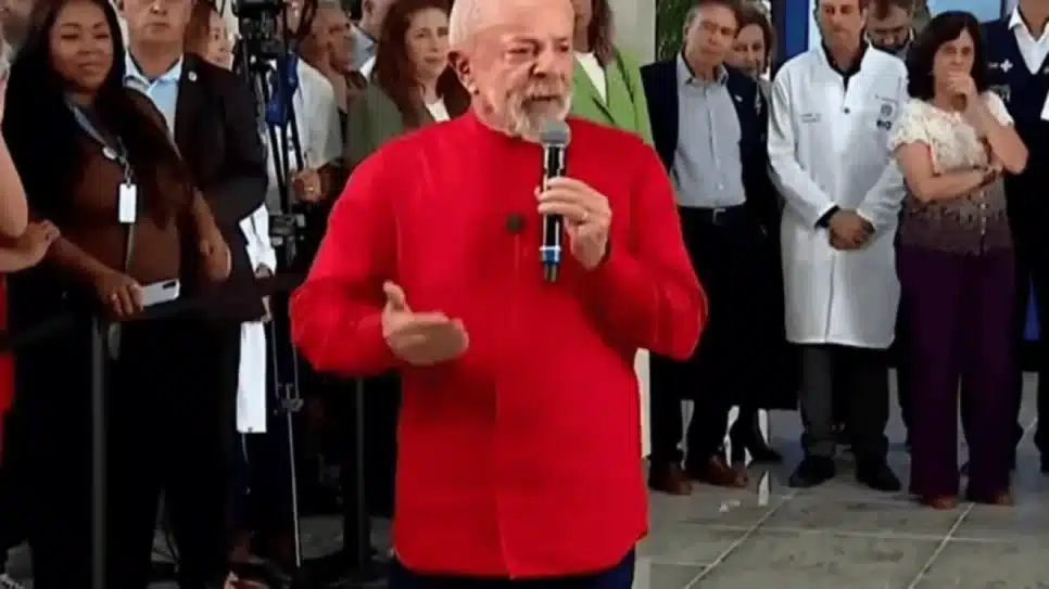 Presidente Lula (foto) durante discurso em evento no Hospital Federal do Andaraí, no Rio de Janeiro