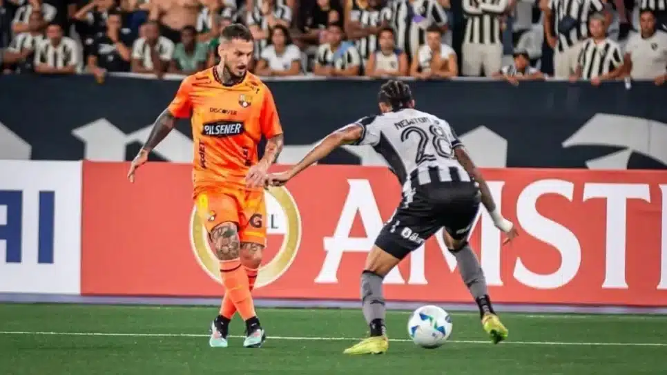 Barcelona de Guayaquil vence Botafogo e avança à fase de grupos da Libertadores.