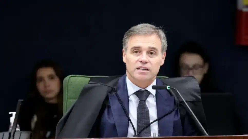 André Mendonça decidiu também que, caso Augusto Lima vá à comissão, ele tem direito a permanecer em silêncio e não responder a perguntas