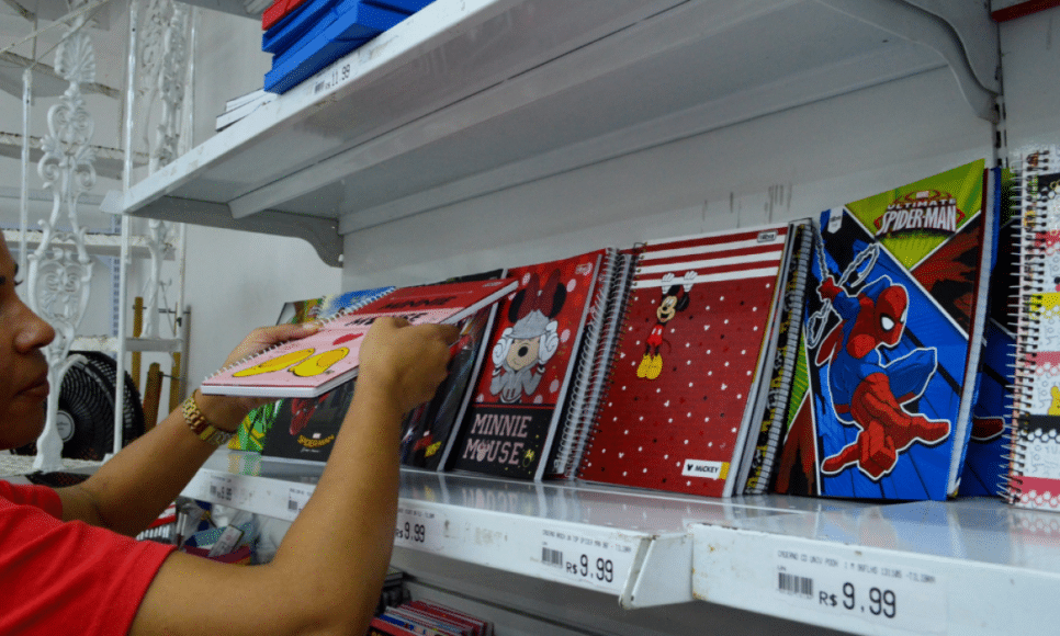 Material escolar tem preço elevado no início de 2023