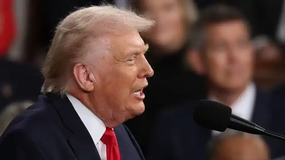 Presidente dos EUA, Donald Trump, discursa sobre o Estado da União durante uma sessão conjunta do Congresso no Capitólio dos EUA em 24 de fevereiro de 2026, em Washington, DC