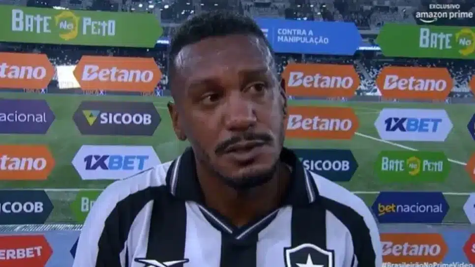 Edenílson, volante do Botafogo, falou sobre o momento do clube na temporada.
