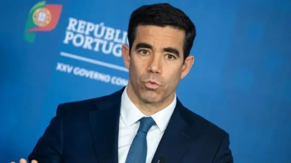 Medida foi comunicada pelo ministro da Presidência, António Leitão Amaro | Reprodução / X@presidenciagov_pt - 20.mar.2026