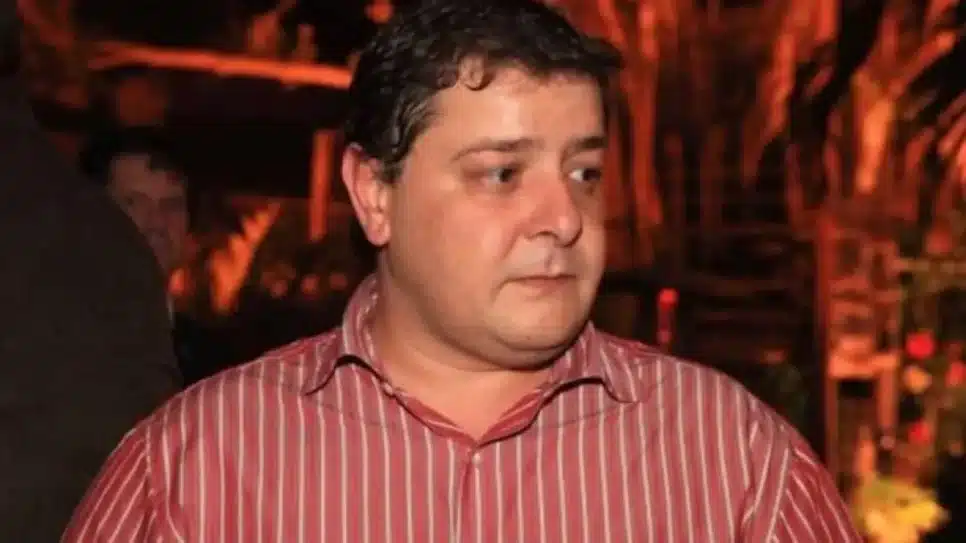 Fábio Luís Lula da Silva, conhecido como "Lulinha", é filho mais velho do presidente Luiz Inácio Lula da Silva com a ex-primeira-dama Marisa Letícia.