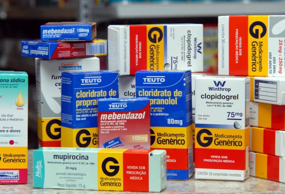 Após reajuste de 10% a partir de abril, medicamentos puxaram a alta da inflação no mês